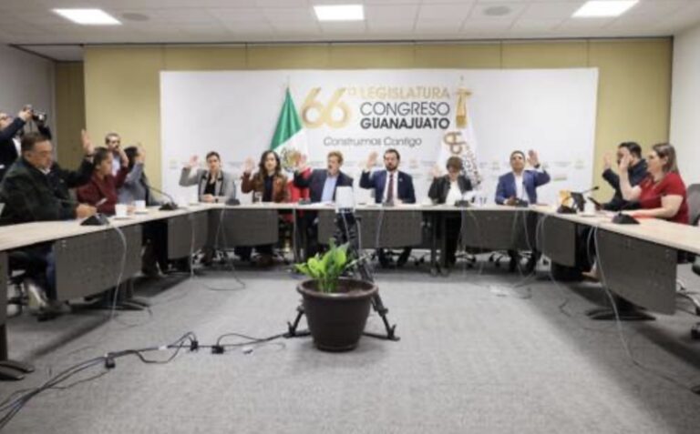 Sesionan las Comisiones Unidas de Hacienda y Fiscalización y de Gobernación y Puntos Constitucionales