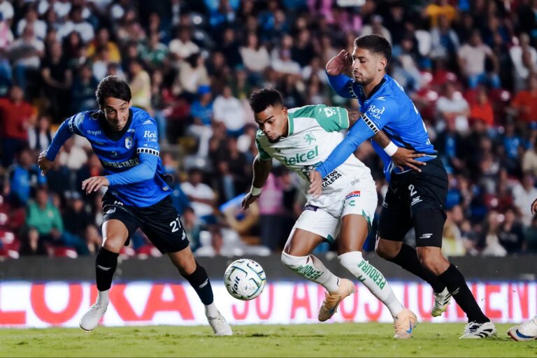 Querétaro y León se reparten puntos