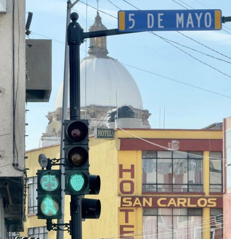 Cortes de luz dañan 20% de los semáforos de Irapuato