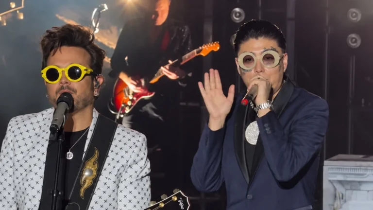 De la polémica al dueto; Dani Flow y Aleks Syntek cantan juntos en León