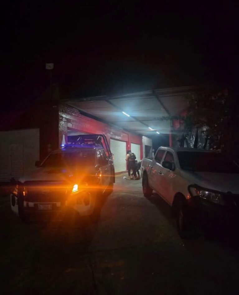 Atacan a balazos a policías de Yuriria